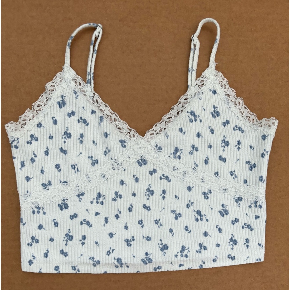 Lacy floral tank top